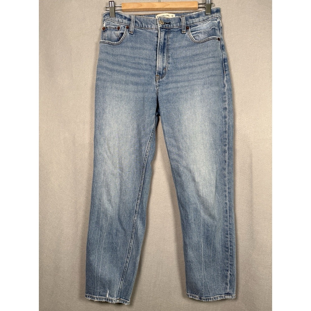 Abercrombie & Fitch The Mom High Rise Jeans Straight Leg Light Wash - Picture 2 of 16